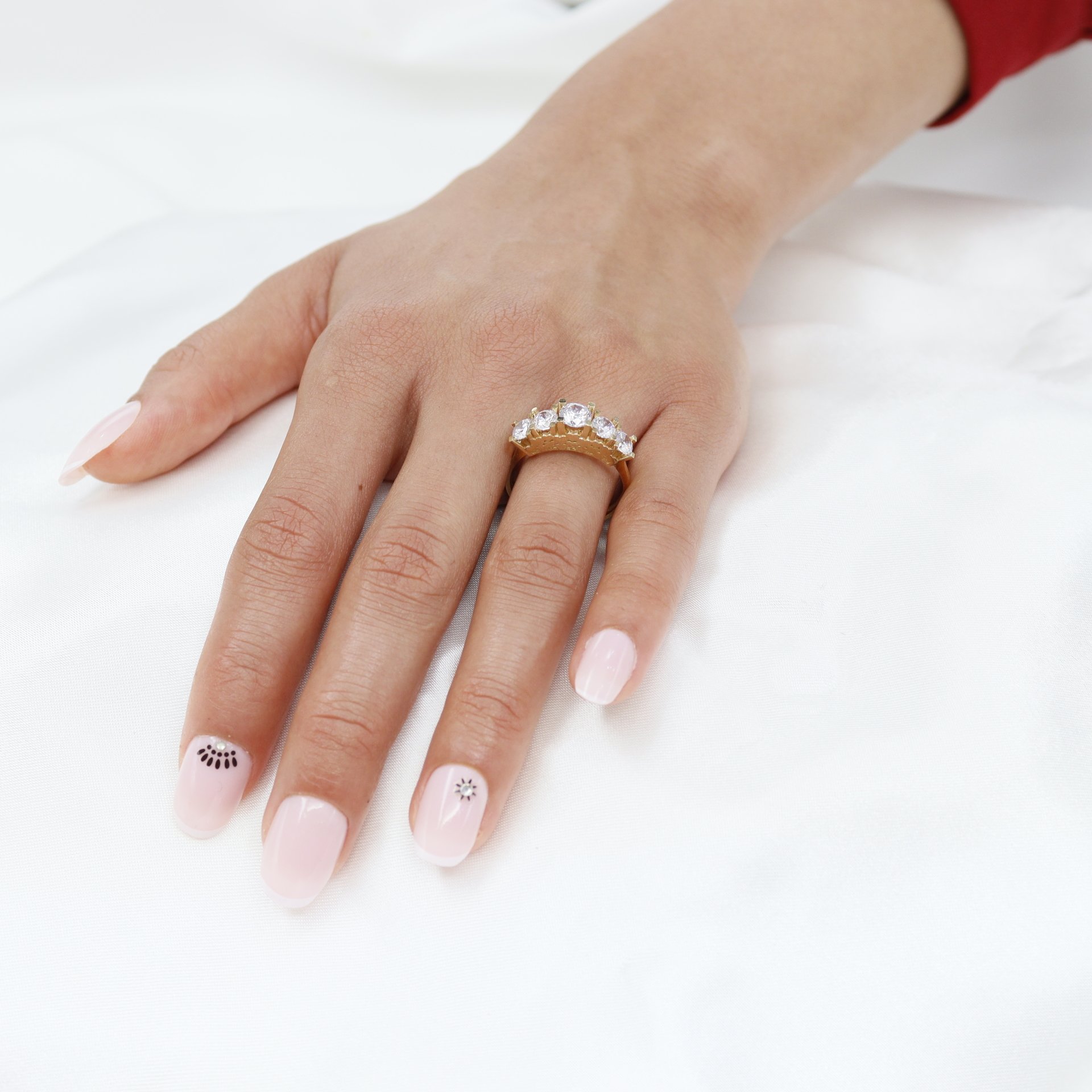 14 Ayar Altın Beştaş Yüzük 18