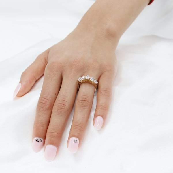 14 Ayar Altın Beştaş Yüzük 35