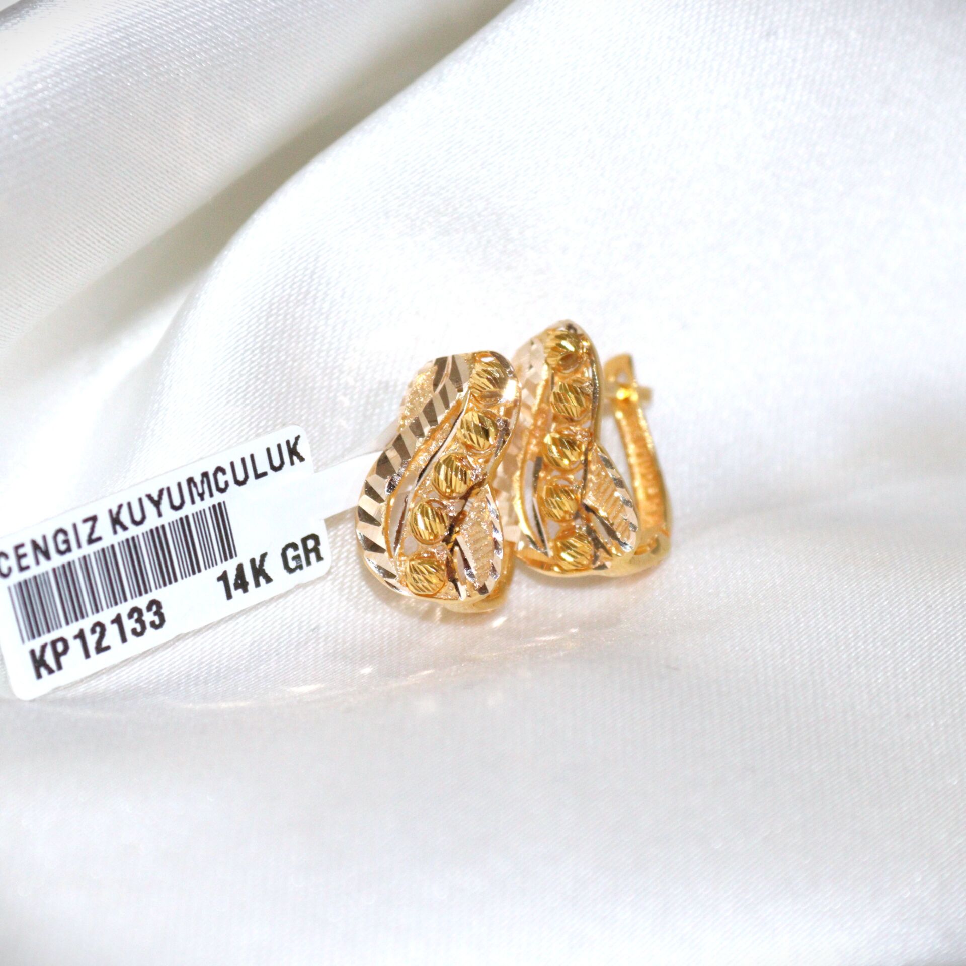 DORİKA TAŞLI KÜPE