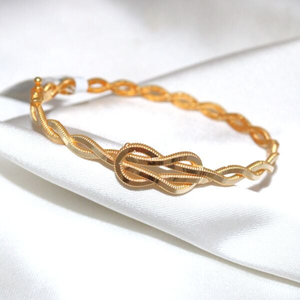 ÖRGÜLÜ DÜĞÜM KELEPÇE