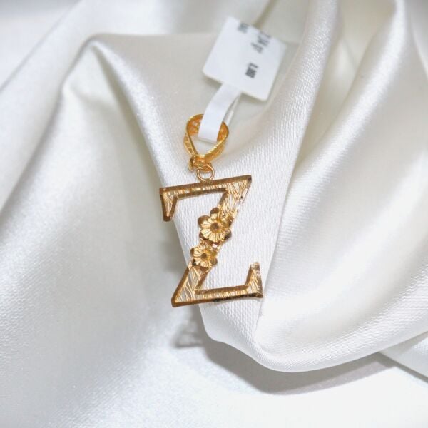 'Z' HARFLİ KOLYE UCU