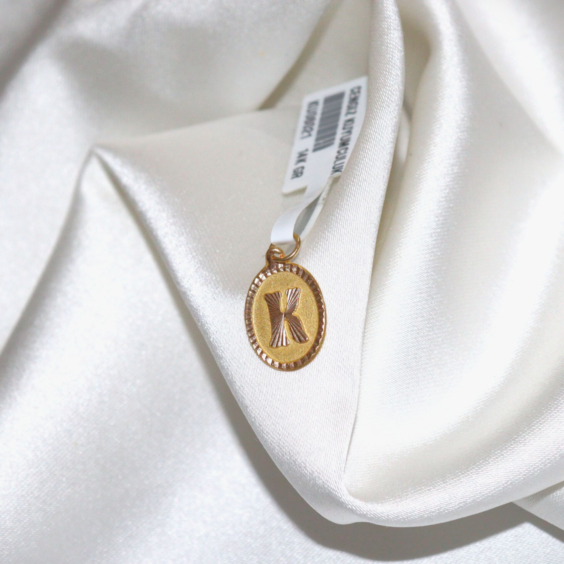 'K' HARFLİ KOLYE UCU