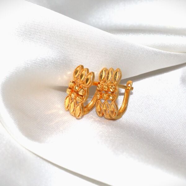 DORİKA TAŞLI KÜPE