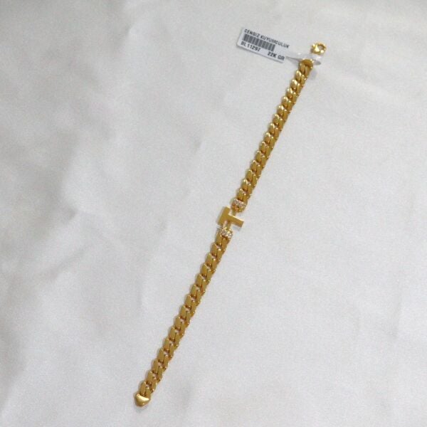 'T' HARFLİ BİLEKLİK