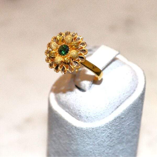 YEŞİL TAŞLI YÜZÜK