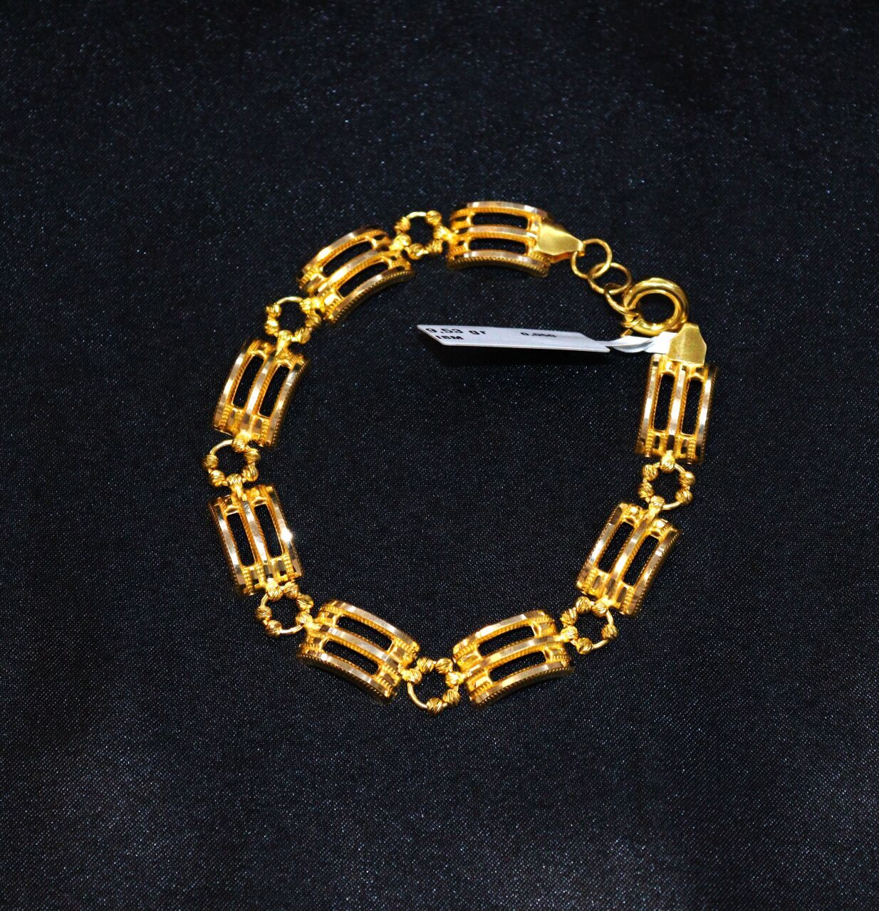 DORİKA TAŞLI BİLEKLİK